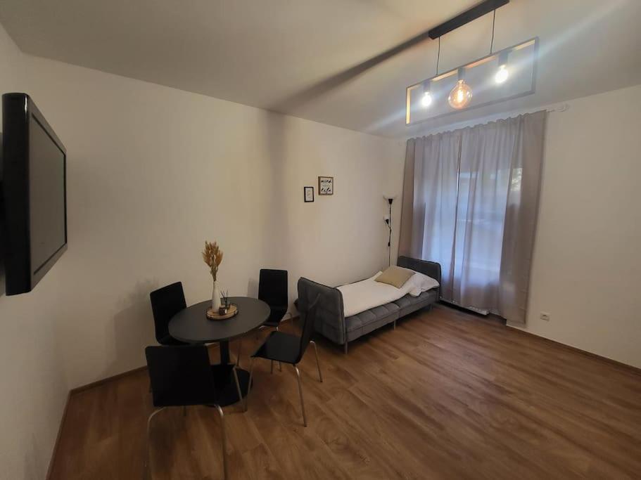 Exklusive Gartenwohnung Vienna Luaran gambar