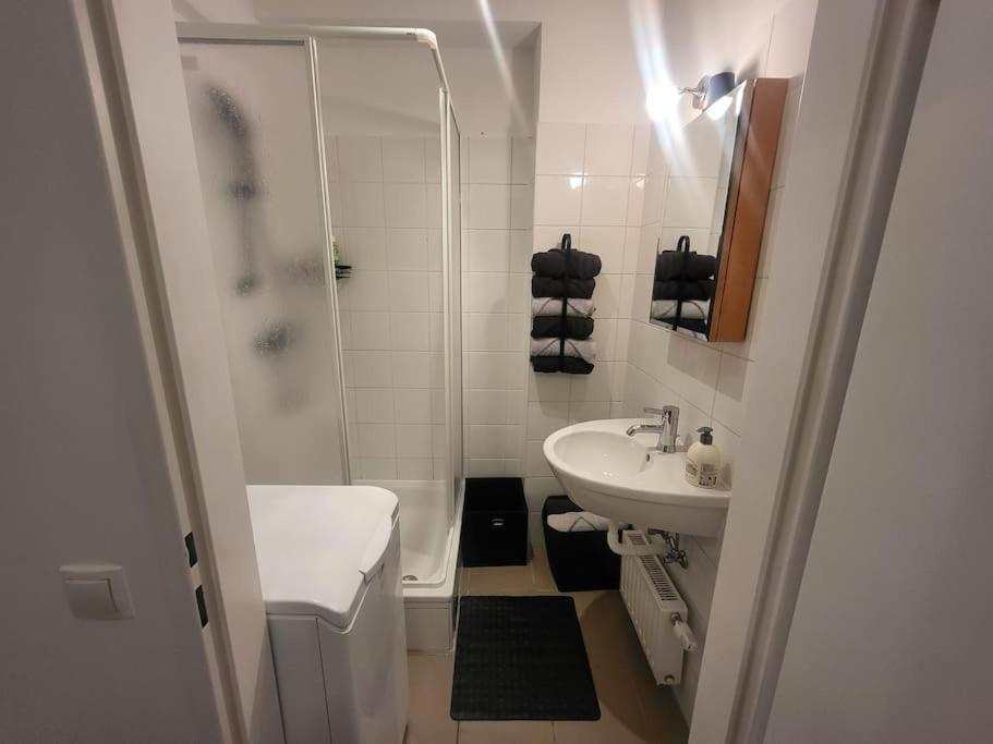 Exklusive Gartenwohnung Vienna Luaran gambar