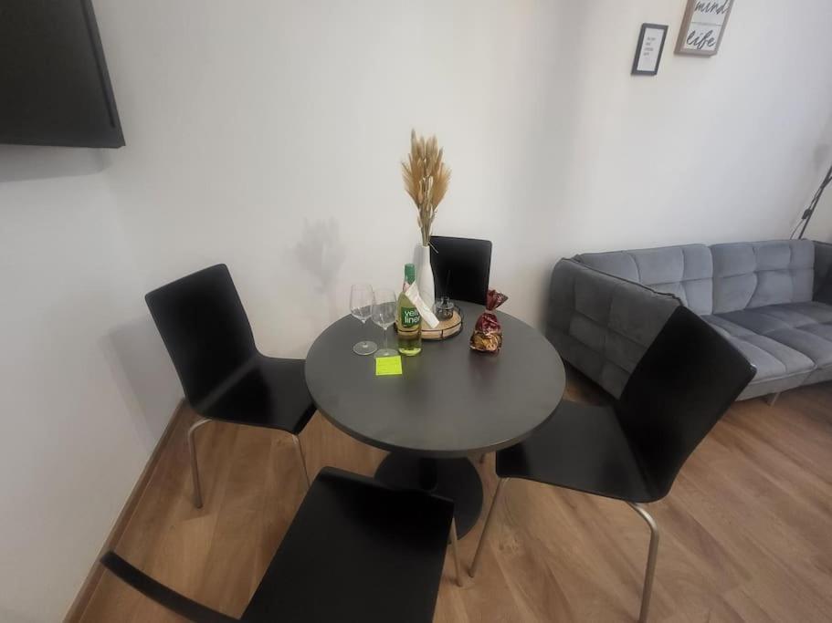 Exklusive Gartenwohnung Vienna Luaran gambar