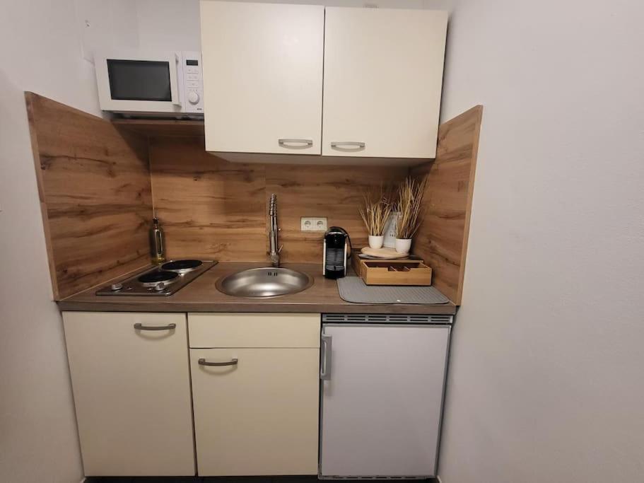 Exklusive Gartenwohnung Vienna Luaran gambar