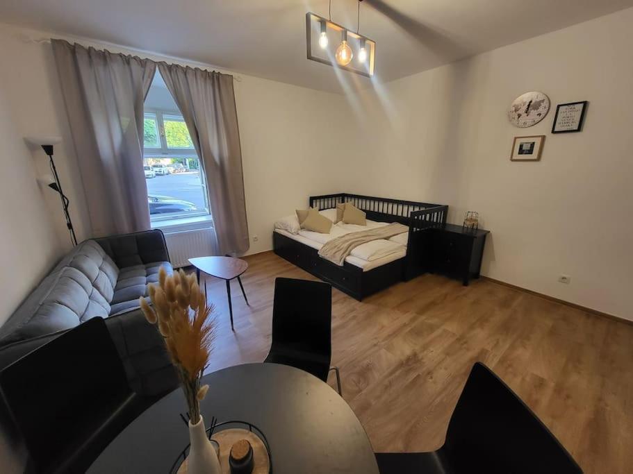 Exklusive Gartenwohnung Vienna Luaran gambar