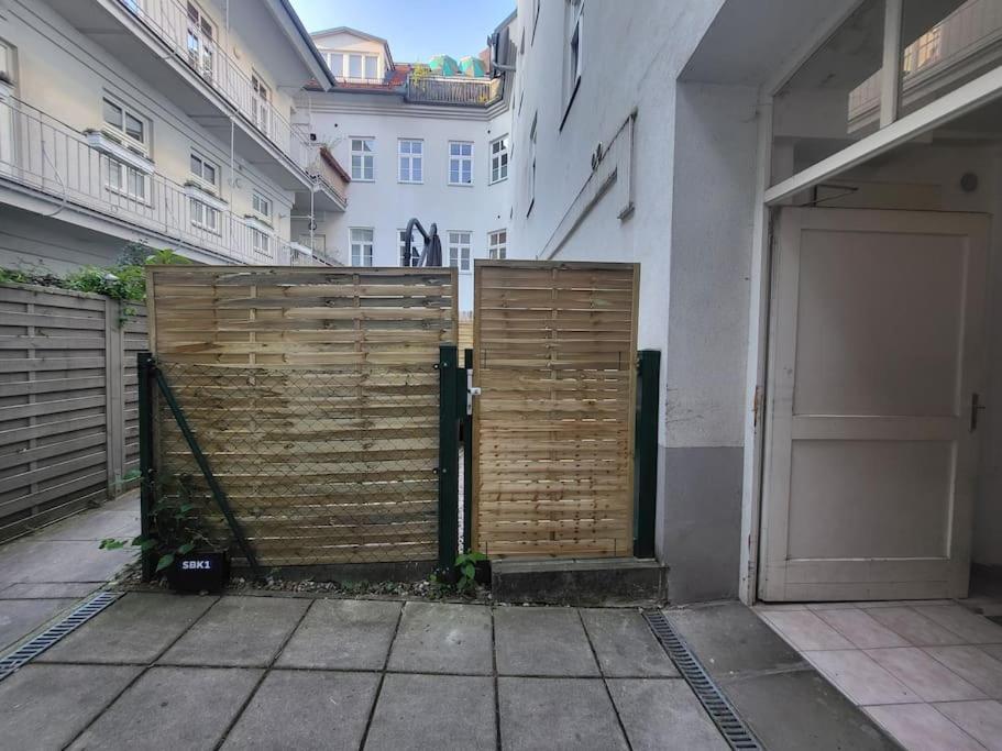 Exklusive Gartenwohnung Vienna Luaran gambar